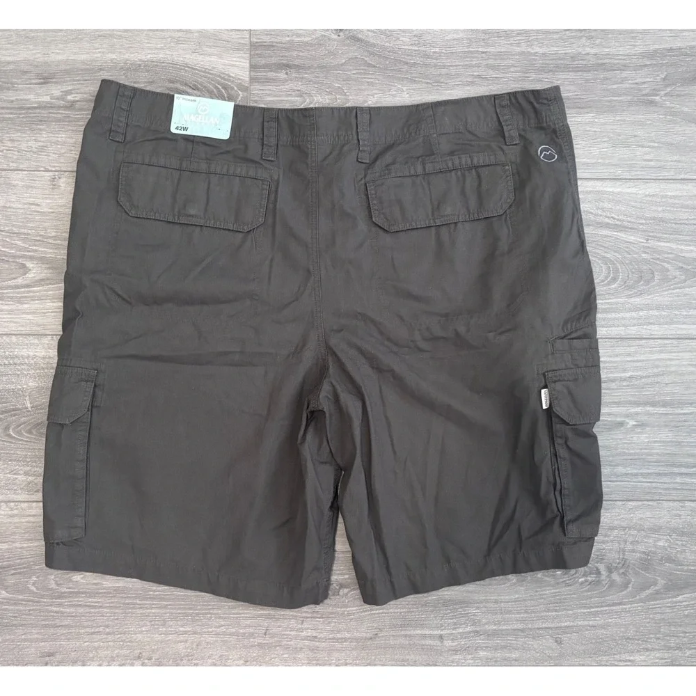 Magellan Outdoors Mens Hickory Canyon Cargo Shorts Slate‎ 42W Outdoor Fish Golf